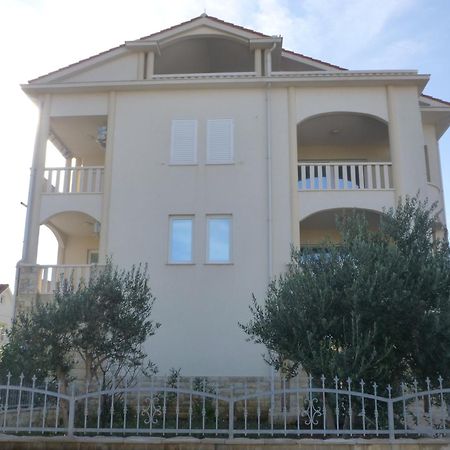 Apartment Adrijana โนวาลยา ภายนอก รูปภาพ